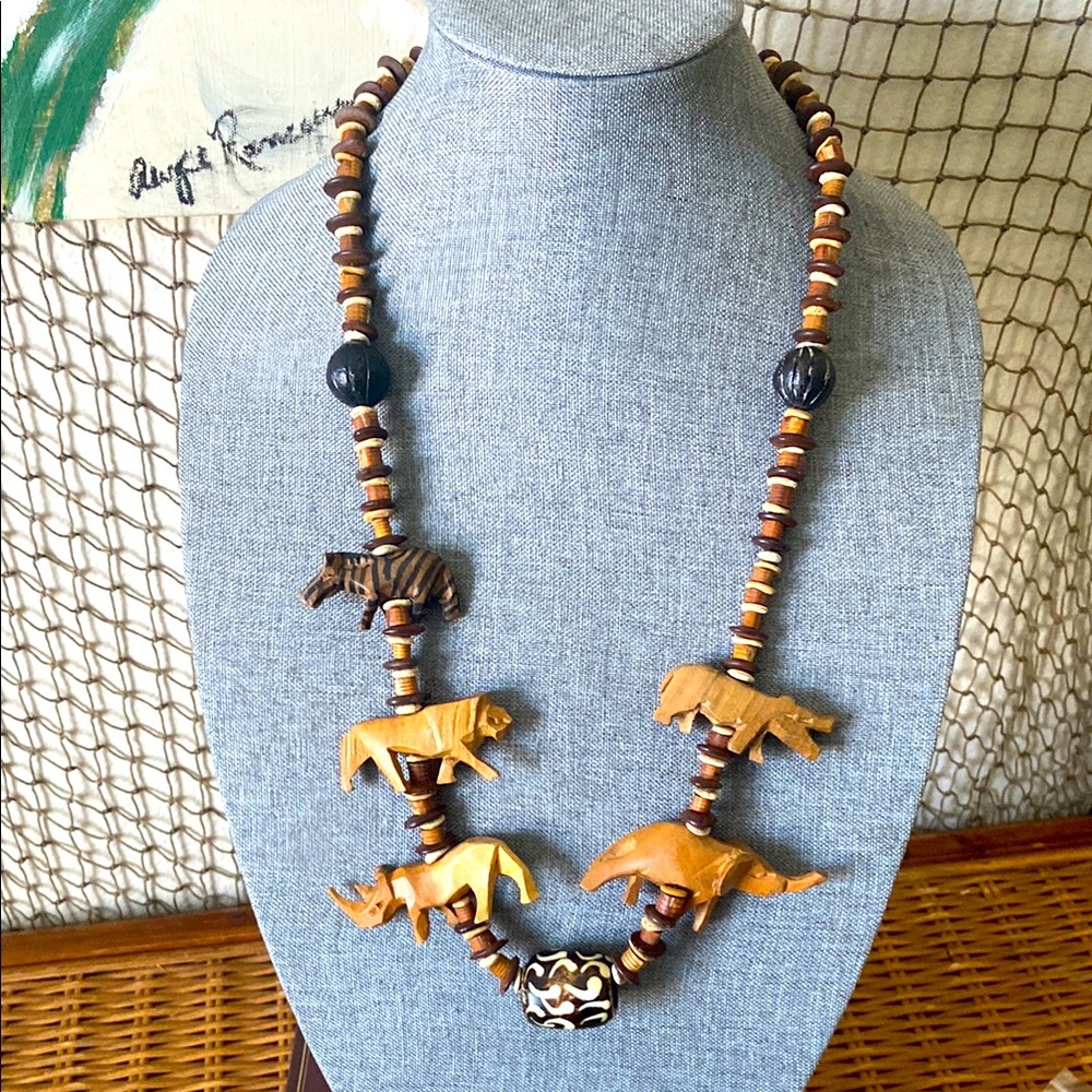 Vintage Hand Carved Bone & Wood Animals Safari Necklace - Picture 1 of 11